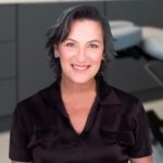 Portrait of Dr. Robin Unger from her official practice profile