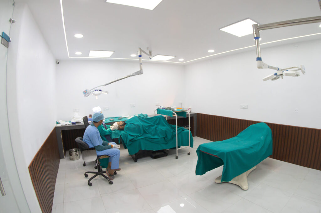 Cosmo Expert Clinic Agra gallery photo
