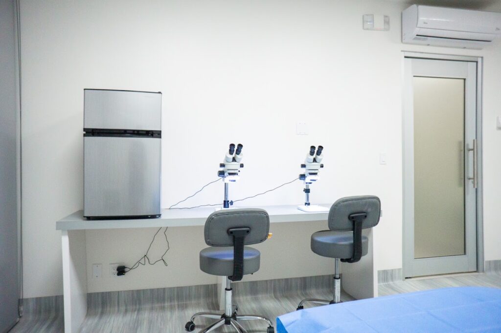 Capilar Hair Center By Dr. Jimmy Cortez gallery photo