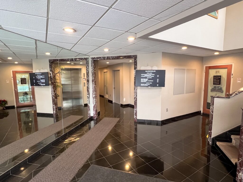 Maxim Hair Restoration & Transplants – Virginia gallery photo