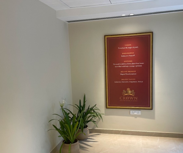 Crown- The Hair Transplant Experts gallery photo