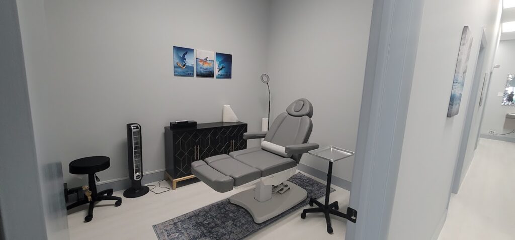 Palm Beach HealthWorks – Hair Replacement | Joint Pain Therapy | Wellness & Weight Loss | TRT Therapy gallery photo