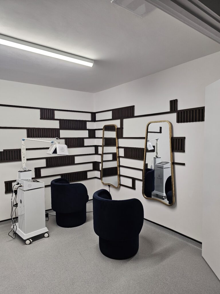 Dr Hair loss | Doctor-led Hair loss services gallery photo