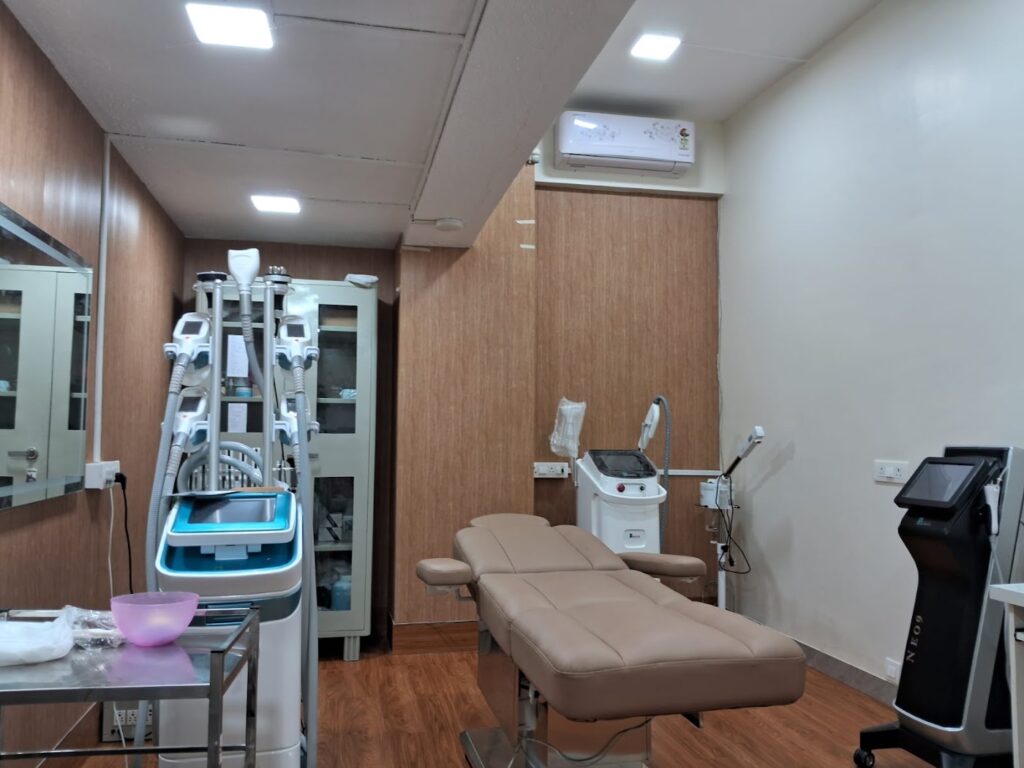 Bloom Hair Transplant Clinic | Affordable Hair Transplant in Mumbai | Celebrity Hair Restoration & Regrowth Treatments gallery photo