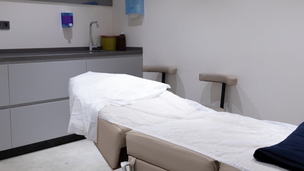 Best Hair Transplant Istanbul, Turkey, Men/Women Hair Restoration Turkey, Fue Hair Transplant Turkey gallery photo